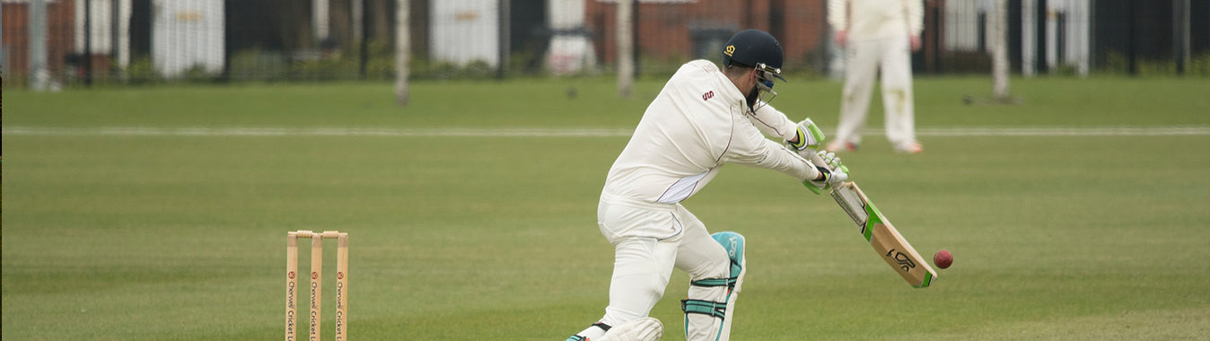 Cricket Equipment & Kit